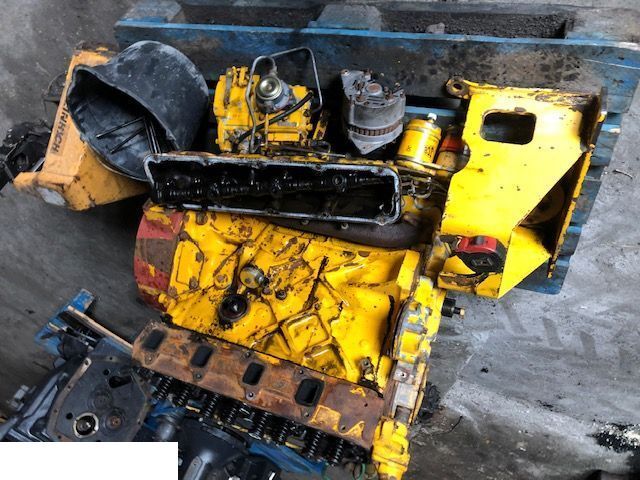 Sanderson Ford BSD 444 k - Blok Cylindrów Wał Korbowy - Cylinder block for Agricultural machinery: picture 1 Sanderson Ford BSD 444 k - Blok Cylindrów Wał Korbowy - Cylinder block for Agricultural machinery: picture 1