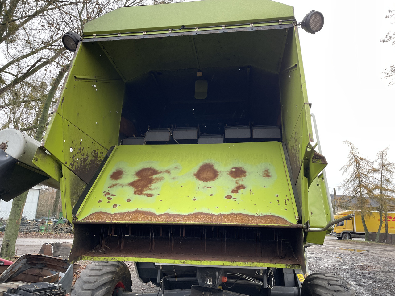 Claas Dominator 108 SL - części - Spare parts for Combine harvester: picture 4 Claas Dominator 108 SL - części - Spare parts for Combine harvester: picture 4