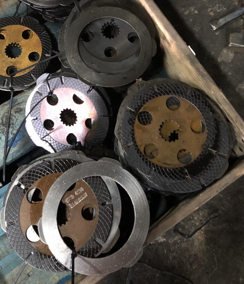 Spicer-tarczki hamulcowe przekładki/Most Spicer/Claas/Manitou/New Holland/Dieci/John Deere - Brake disc for Agricultural machinery: picture 2 Spicer-tarczki hamulcowe przekładki/Most Spicer/Claas/Manitou/New Holland/Dieci/John Deere - Brake disc for Agricultural machinery: picture 2