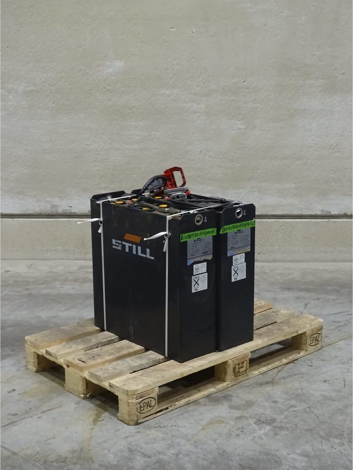Battery for Material handling equipment Battery Package 2x Batteries: picture 1