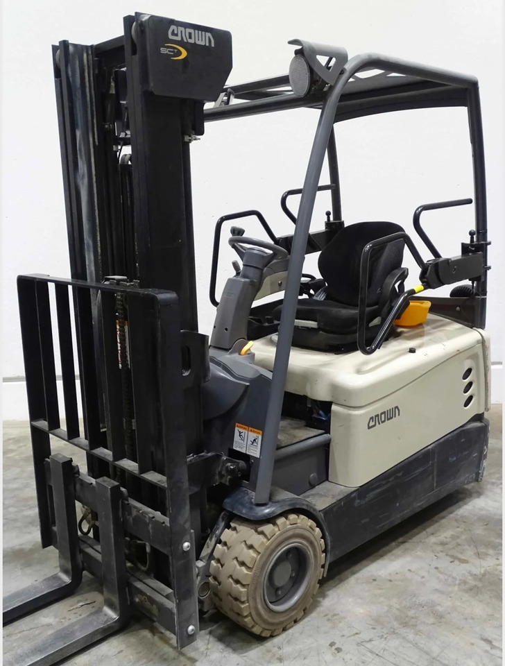 Crown SCT6060-2.0 - Electric forklift: picture 1 Crown SCT6060-2.0 - Electric forklift: picture 1