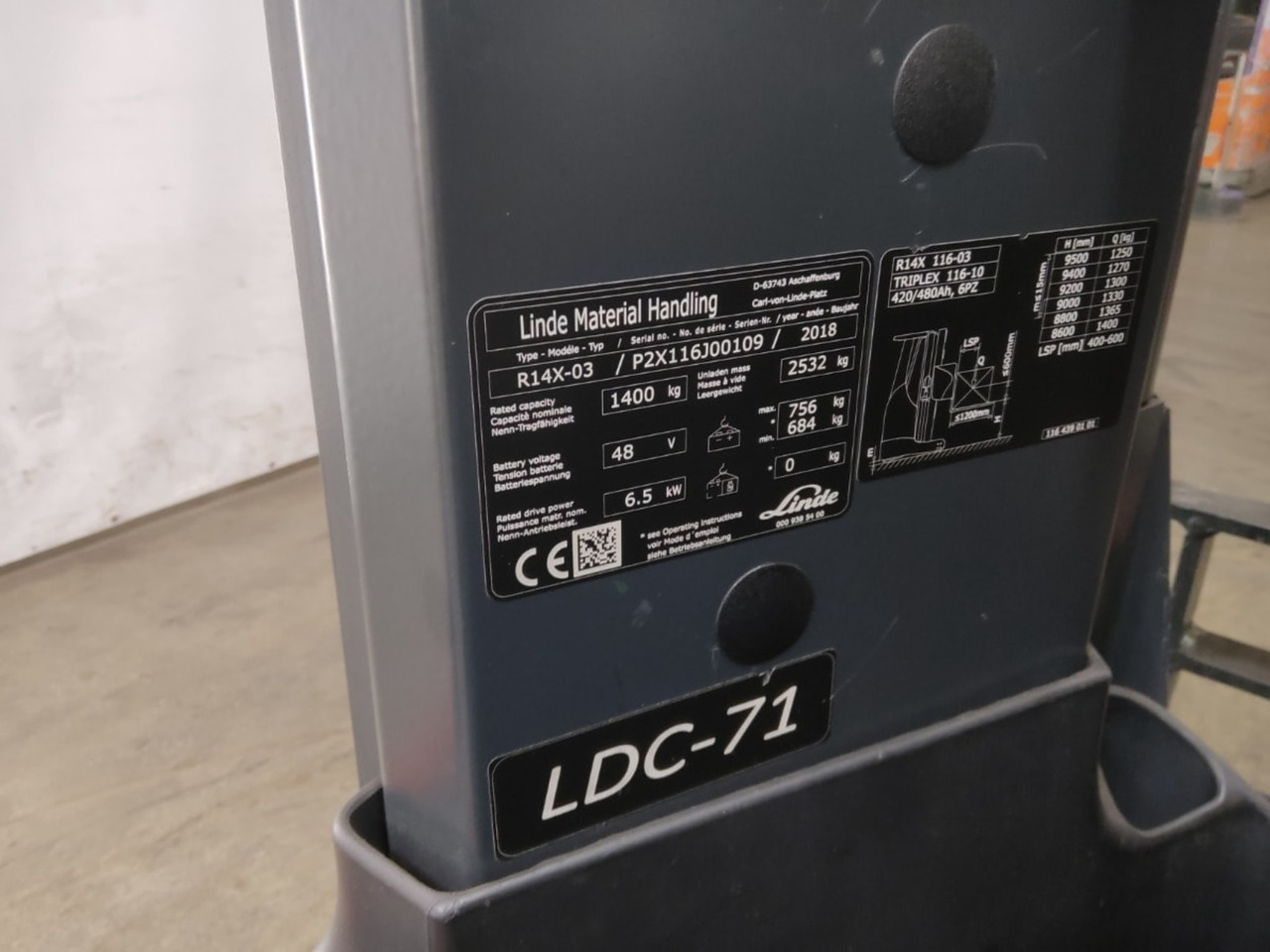 Linde R14X-03 - Reach truck: picture 2 Linde R14X-03 - Reach truck: picture 2