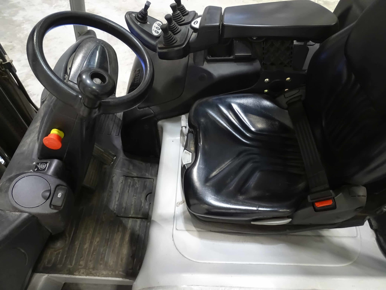Electric forklift STILL RX20-20: picture 6