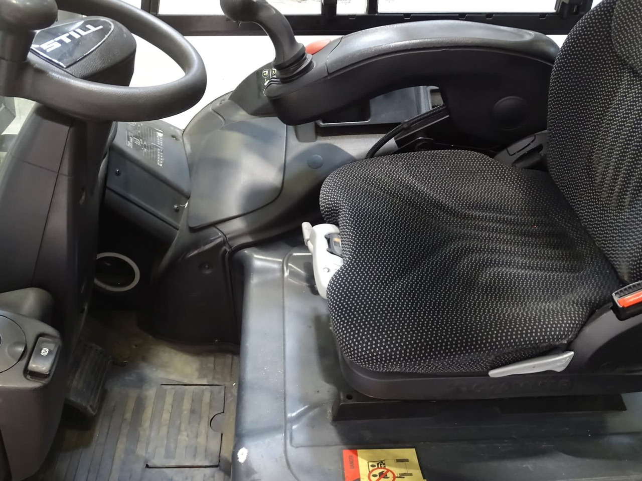 STILL RX60-50 - Electric forklift: picture 4 STILL RX60-50 - Electric forklift: picture 4