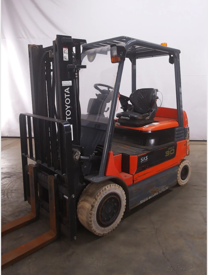 Toyota 7FBMF30 - Electric forklift: picture 1 Toyota 7FBMF30 - Electric forklift: picture 1