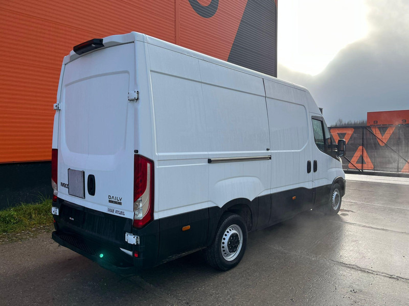 Refrigerated van Iveco Daily 35S14N PULSOR 400 / box L=3300 mm: picture 6