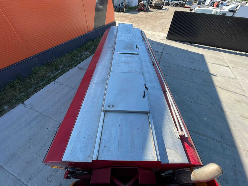 Onbekend HOOKLIFT WATER TANK - Fuel tank for Truck: picture 4 Onbekend HOOKLIFT WATER TANK - Fuel tank for Truck: picture 4