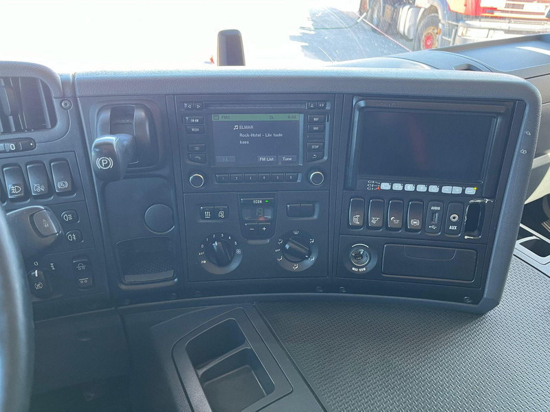Box truck Scania P 360 6x2*4 BOX L=9725 mm: picture 19