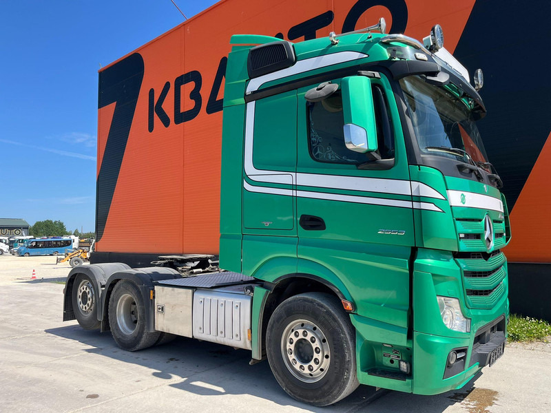 Mercedes-Benz Actros 2553 6x2 STREAMSPACE / RETARDER / PTO - Tractor unit: picture 4 Mercedes-Benz Actros 2553 6x2 STREAMSPACE / RETARDER / PTO - Tractor unit: picture 4