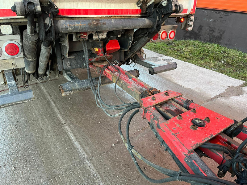 Closed box trailer VANG SLL 111 SK BOX L=8228 mm: picture 15