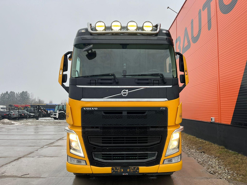 Volvo FH 500 8x4*4 Hiab 96ST 97 - Log truck, Crane truck: picture 3 Volvo FH 500 8x4*4 Hiab 96ST 97 - Log truck, Crane truck: picture 3