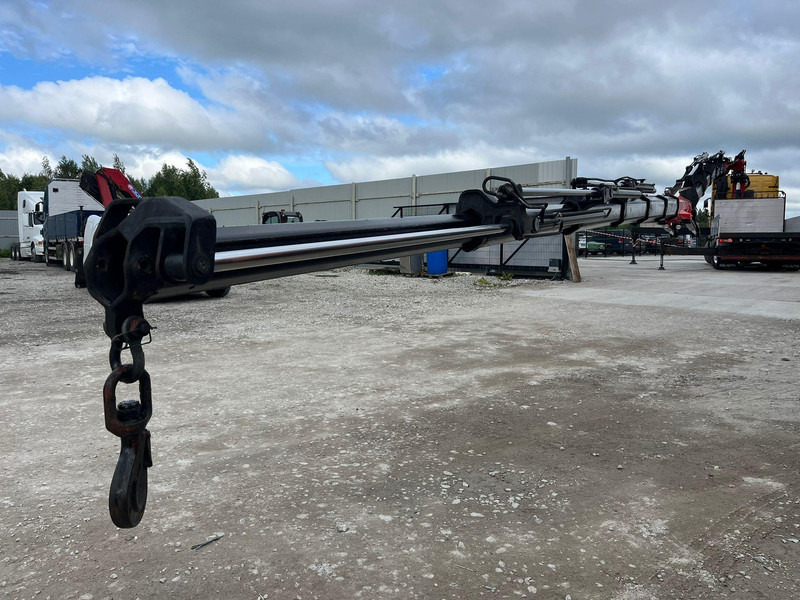 Dropside/ Flatbed truck, Crane truck Volvo FH 540 8x4*4 FASSI F710RA2.26 + JIB / PLATFORM L=6314 mm: picture 9 Dropside/ Flatbed truck, Crane truck Volvo FH 540 8x4*4 FASSI F710RA2.26 + JIB / PLATFORM L=6314 mm: picture 9