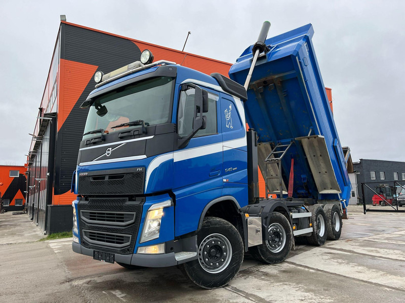 Volvo FH 540 8x4 TANDEM AXLE LIFT / BIG AXLES / BOX L=5652 mm - Tipper: picture 2 Volvo FH 540 8x4 TANDEM AXLE LIFT / BIG AXLES / BOX L=5652 mm - Tipper: picture 2