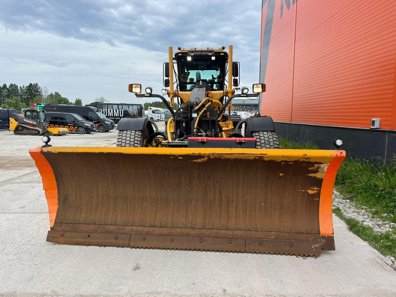 Volvo G946 LEICA 3D / AC / CENTRAL LUBRICATION / FULL REBUILD GEARBOX WITH WARRANTY / NEW CLUTCH - Grader: picture 2 Volvo G946 LEICA 3D / AC / CENTRAL LUBRICATION / FULL REBUILD GEARBOX WITH WARRANTY / NEW CLUTCH - Grader: picture 2