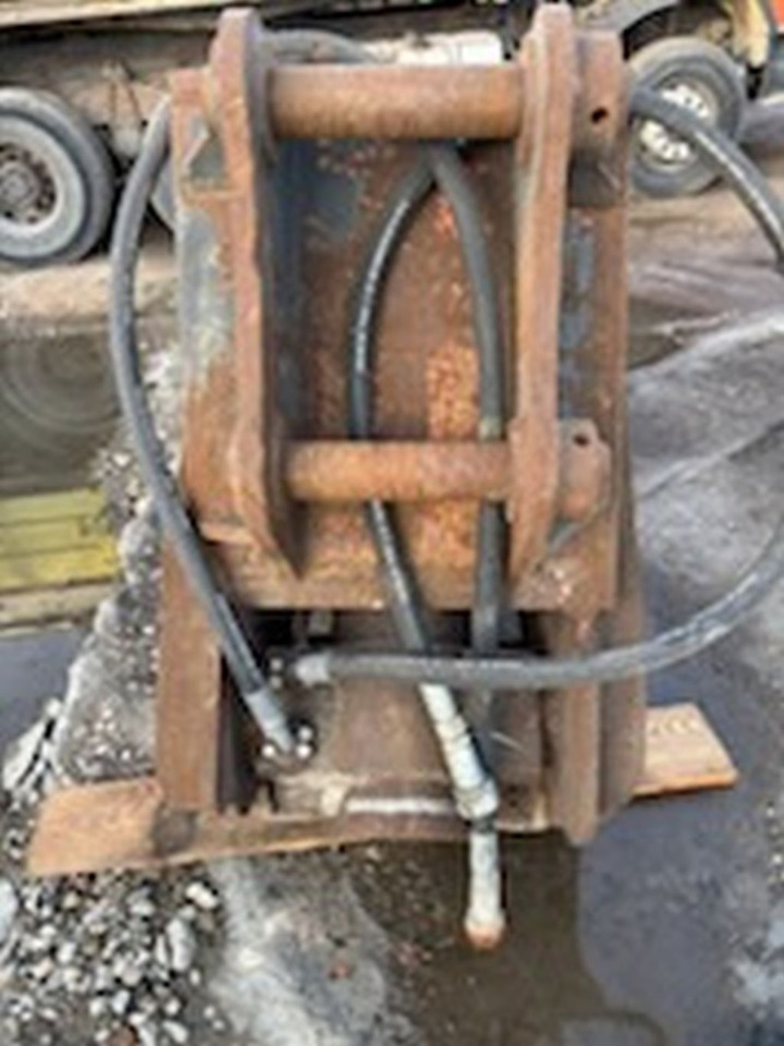 LaBounty CP 60 - Demolition shears for Excavator: picture 5 LaBounty CP 60 - Demolition shears for Excavator: picture 5