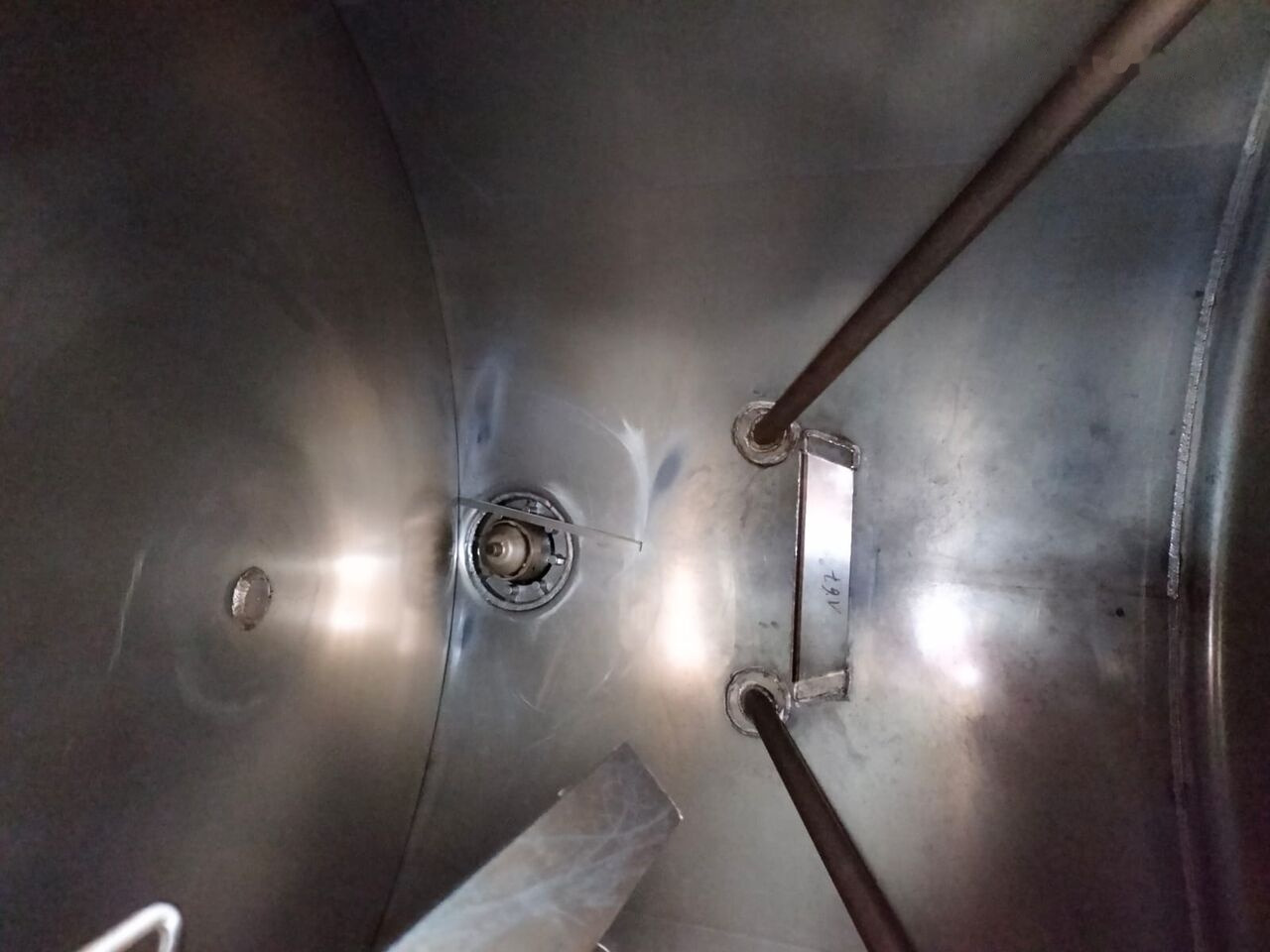 Tank semi-trailer for transportation of fuel Trailor TX34: picture 10 Tank semi-trailer for transportation of fuel Trailor TX34: picture 10