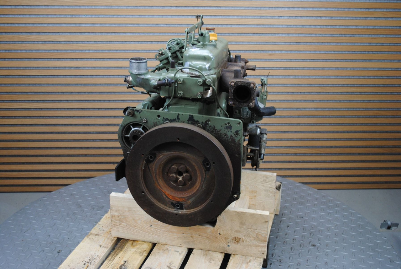 Yanmar Yanmar 3T80U - Engine: picture 2 Yanmar Yanmar 3T80U - Engine: picture 2