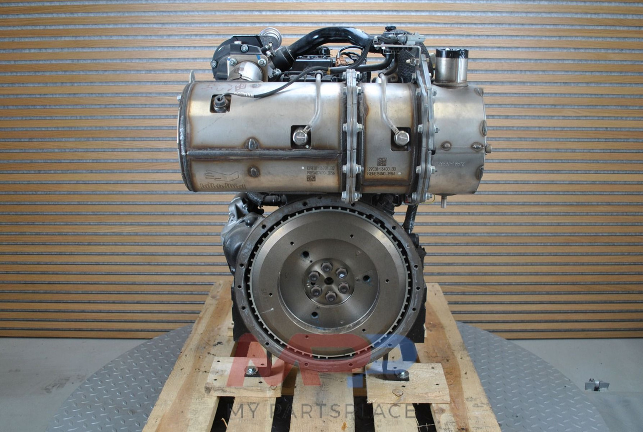 Yanmar Yanmar 4TNV98CT - DEMO - Engine for Construction machinery: picture 3 Yanmar Yanmar 4TNV98CT - DEMO - Engine for Construction machinery: picture 3