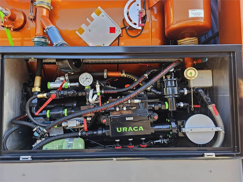 Leasing of  MAN WUKO KROLL ADR COMBI FOR SEWER CLEANING MAN WUKO KROLL ADR COMBI FOR SEWER CLEANING: picture 25