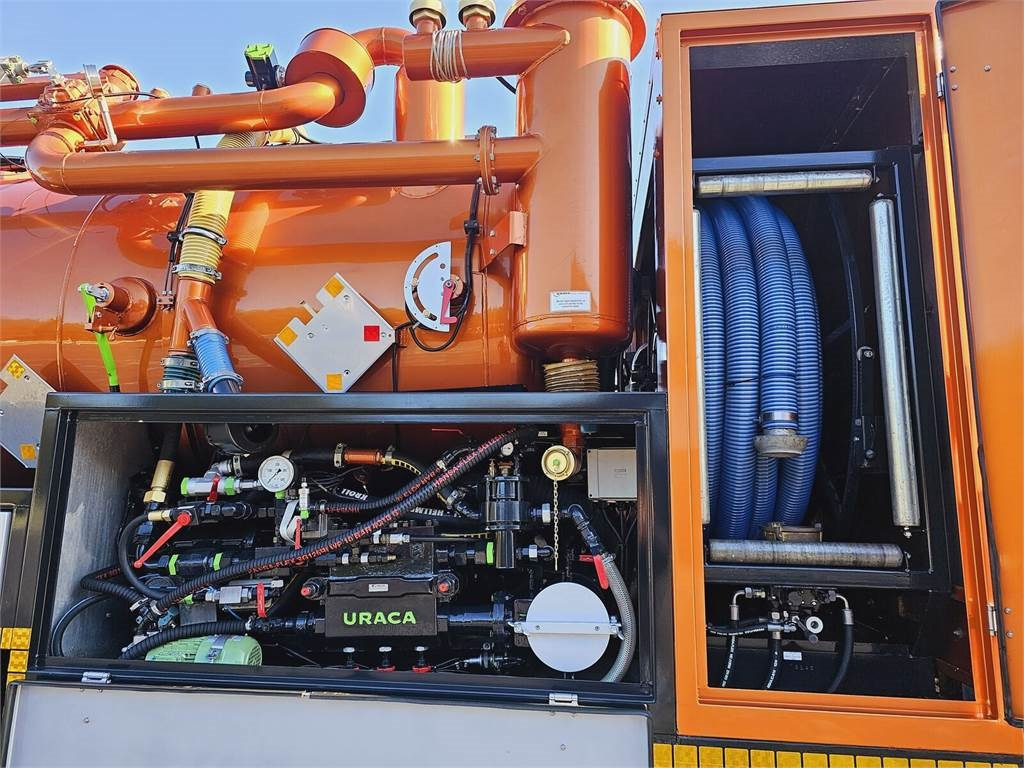 Leasing of  MAN WUKO KROLL ADR COMBI FOR SEWER CLEANING MAN WUKO KROLL ADR COMBI FOR SEWER CLEANING: picture 28