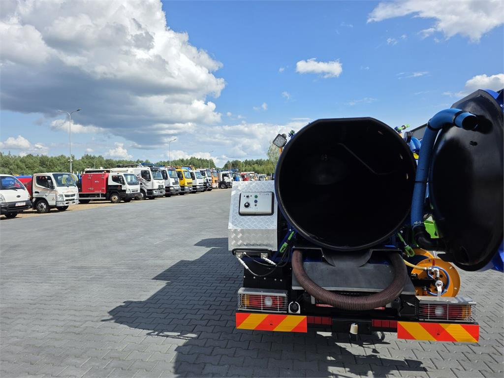 Vacuum truck Mitsubishi ROM KOKS SMART COMBI WUKO HOT WATER FOR CLEANING S: picture 26 Vacuum truck Mitsubishi ROM KOKS SMART COMBI WUKO HOT WATER FOR CLEANING S: picture 26
