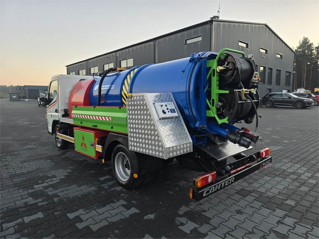 Mitsubishi ROM KOKS SMART COMBI WUKO HOT WATER FOR CLEANING S - Municipal/ Special vehicle: picture 5 Mitsubishi ROM KOKS SMART COMBI WUKO HOT WATER FOR CLEANING S - Municipal/ Special vehicle: picture 5