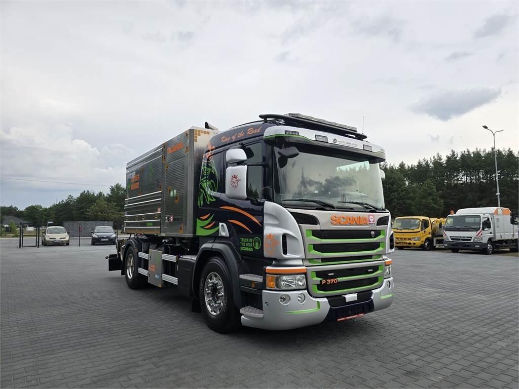 Scania MORO KAISER WUKO COMBI HOT WATER FOR CLEANING SEWE - Vacuum truck: picture 2 Scania MORO KAISER WUKO COMBI HOT WATER FOR CLEANING SEWE - Vacuum truck: picture 2