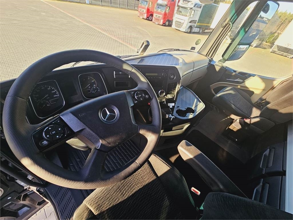 Mercedes-Benz ACTROS 1843 - Tractor unit: picture 4 Mercedes-Benz ACTROS 1843 - Tractor unit: picture 4