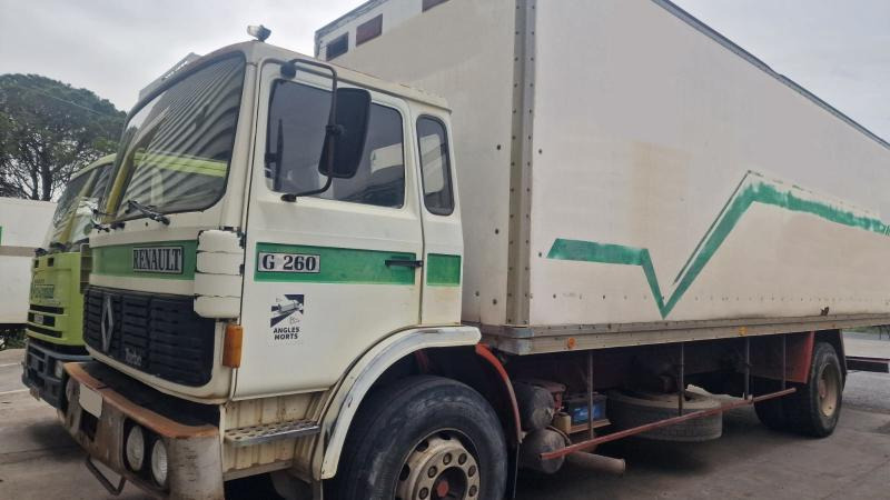 Renault Gamme G 260 - Box truck: picture 1 Renault Gamme G 260 - Box truck: picture 1