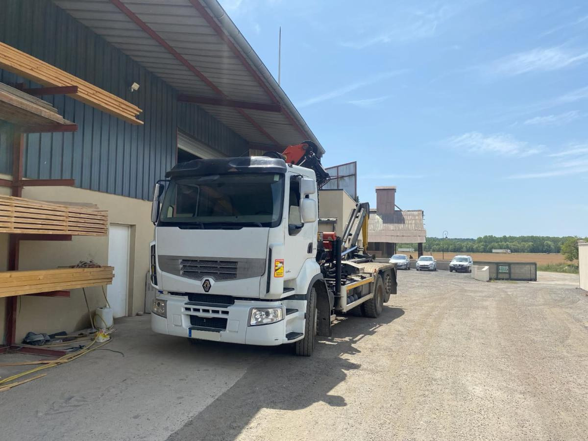 Renault Premium avec grue PALFINGER PK 18000 - Hook lift truck, Crane truck: picture 2 Renault Premium avec grue PALFINGER PK 18000 - Hook lift truck, Crane truck: picture 2