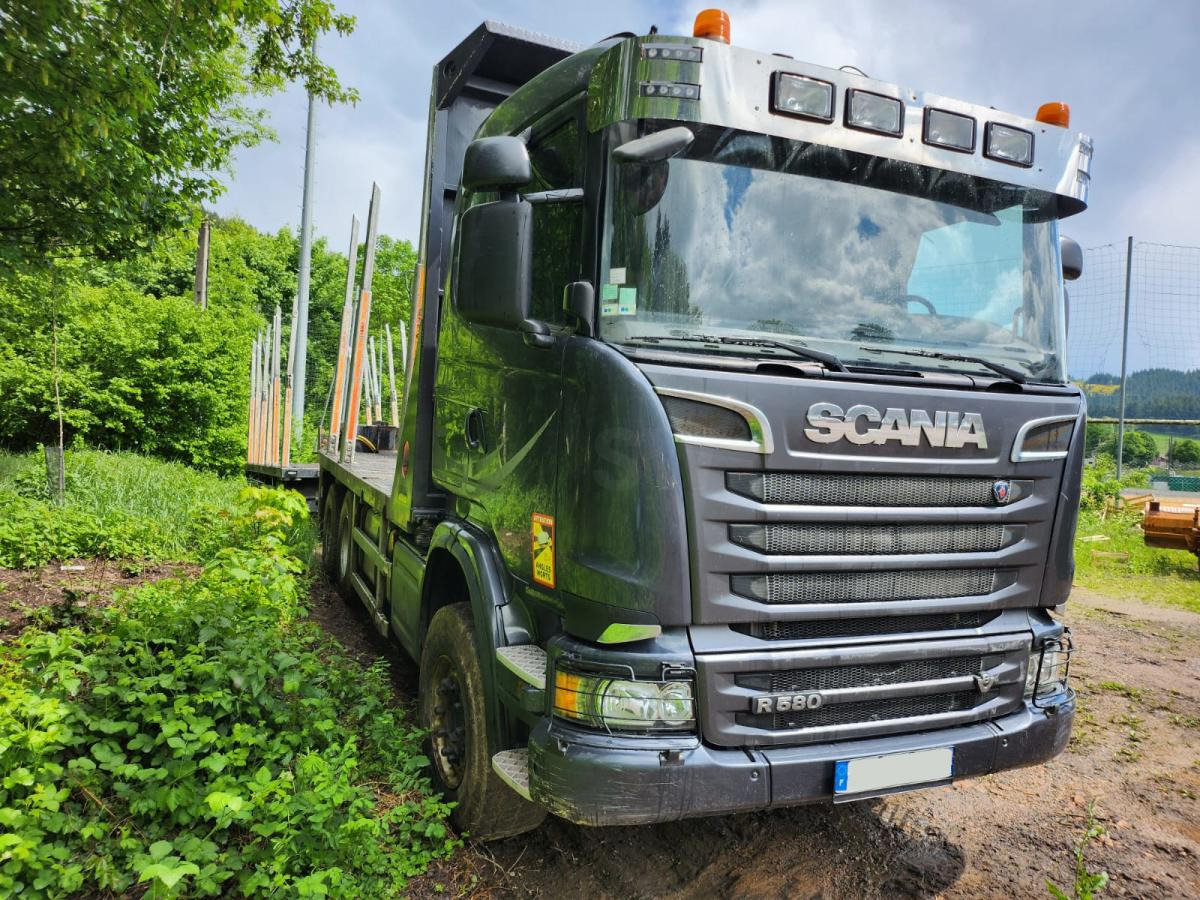 Scania R R 580 - Log truck, Crane truck: picture 1 Scania R R 580 - Log truck, Crane truck: picture 1
