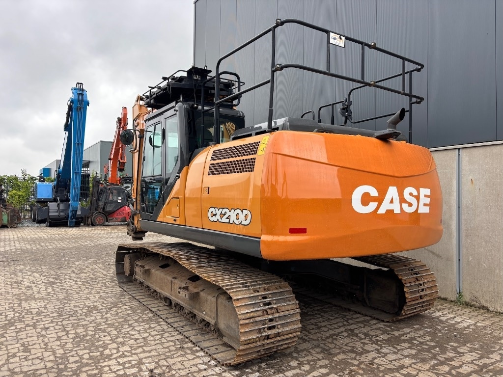 Case CX 210 D - Crawler excavator: picture 3 Case CX 210 D - Crawler excavator: picture 3