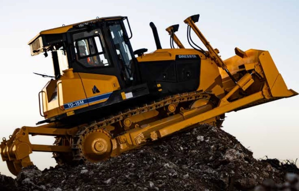 Dressta TD15M - TD 15 M Series 2 - NEW - Bulldozer: picture 1 Dressta TD15M - TD 15 M Series 2 - NEW - Bulldozer: picture 1
