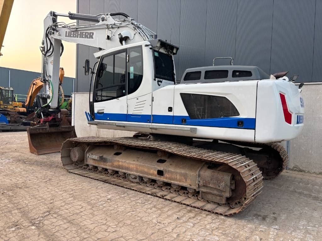 Liebherr R 924 - R924 - R924LC - 922 - 920 - 926 - Waste/ Industry handler: picture 3 Liebherr R 924 - R924 - R924LC - 922 - 920 - 926 - Waste/ Industry handler: picture 3