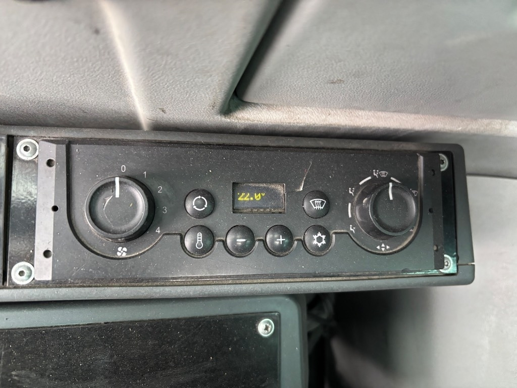 Waste/ Industry handler Sennebogen 835 M - 835 E - 835E - 835M: picture 27 Waste/ Industry handler Sennebogen 835 M - 835 E - 835E - 835M: picture 27