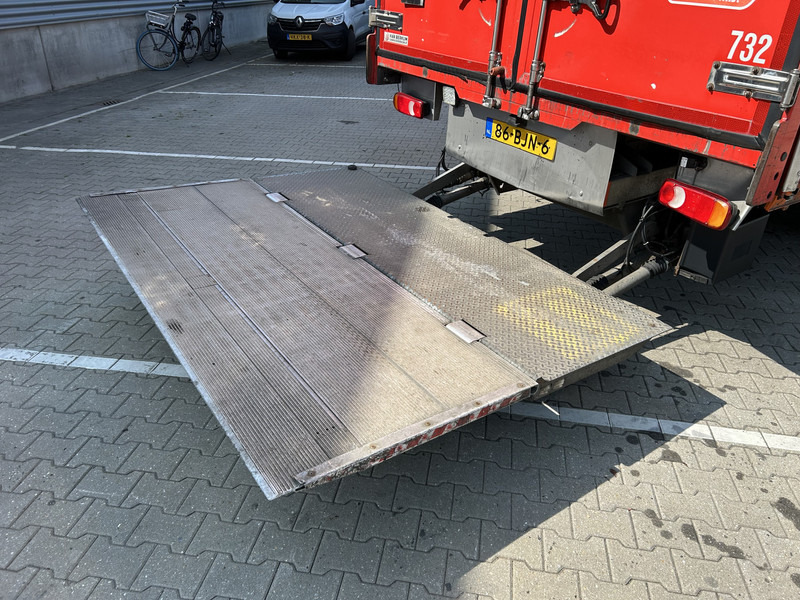 Curtainsider truck DAF LF 210 FA / 361 dkm / Curtainside / Loadlift / NL Truck: picture 10