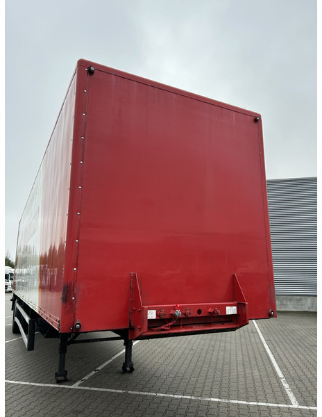 Closed box semi-trailer Groenewegen DRO 10 10B / City / Box Trailer / Loadlift / APK TUV 10-26: picture 15 Closed box semi-trailer Groenewegen DRO 10 10B / City / Box Trailer / Loadlift / APK TUV 10-26: picture 15
