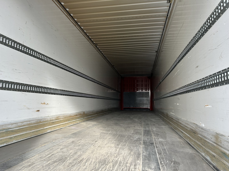 Krone Dry Liner / Box / Loadlift 2000 kg / Disk / APK TUV 11-26 - Closed box semi-trailer: picture 3 Krone Dry Liner / Box / Loadlift 2000 kg / Disk / APK TUV 11-26 - Closed box semi-trailer: picture 3