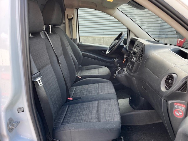 Mercedes-Benz Vito 109 CDI Lang / Airco / Cruise / Trekhaak / APK 01-26 - Small van: picture 4 Mercedes-Benz Vito 109 CDI Lang / Airco / Cruise / Trekhaak / APK 01-26 - Small van: picture 4