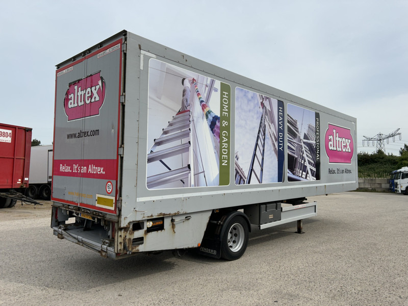 Renders ROC 12.10 City / Curtainside / Loadlift 2000 kg / NL Trailer - Curtainsider semi-trailer: picture 2 Renders ROC 12.10 City / Curtainside / Loadlift 2000 kg / NL Trailer - Curtainsider semi-trailer: picture 2