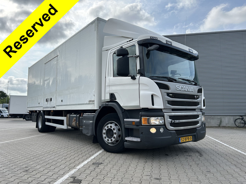 Scania P 320 / 18 ton / 545 dkm / Box 8 mtr / Loadlift / APK TUV 08-25 - Box truck: picture 1 Scania P 320 / 18 ton / 545 dkm / Box 8 mtr / Loadlift / APK TUV 08-25 - Box truck: picture 1
