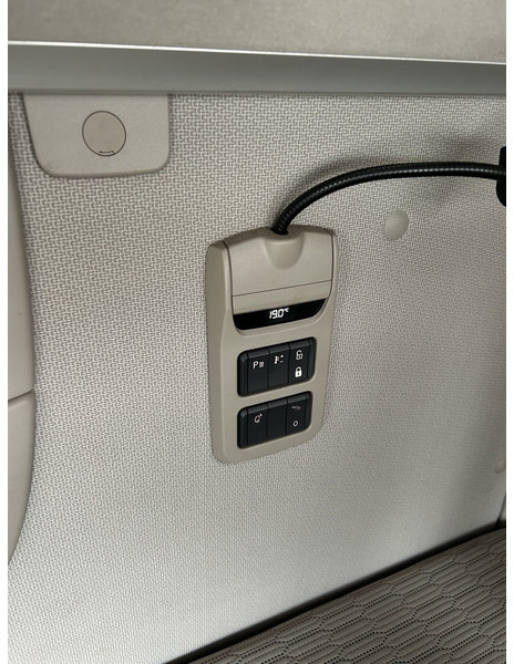 Tractor unit DAF XF 450 FT Space Cab / 691 dkm / MX Brake / APK TUV 03-26: picture 7 Tractor unit DAF XF 450 FT Space Cab / 691 dkm / MX Brake / APK TUV 03-26: picture 7