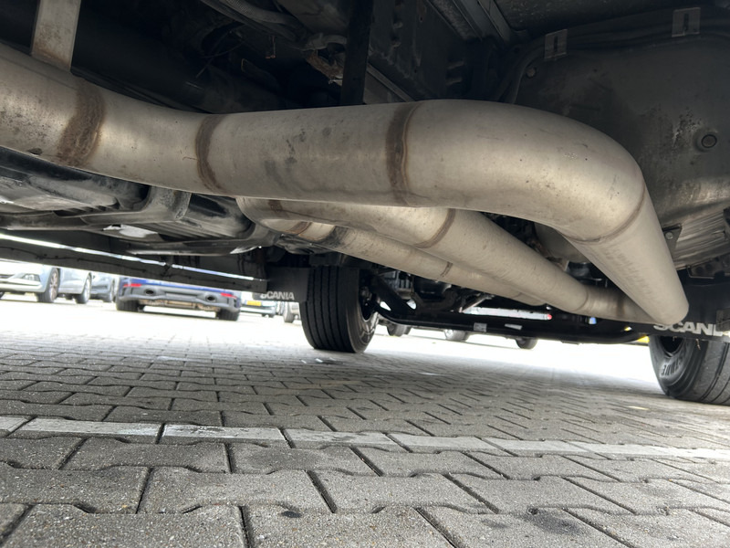 Leasing of Scania R520 V8 / Showtruck / Buffl Special Interior / Vol Lucht / Retarder Scania R520 V8 / Showtruck / Buffl Special Interior / Vol Lucht / Retarder: picture 17 Leasing of Scania R520 V8 / Showtruck / Buffl Special Interior / Vol Lucht / Retarder Scania R520 V8 / Showtruck / Buffl Special Interior / Vol Lucht / Retarder: picture 17