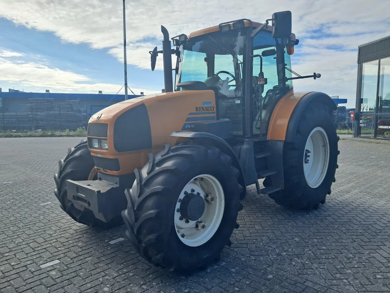 Renault ARES 640 RZ ARES 640 RZ - Farm tractor: picture 3 Renault ARES 640 RZ ARES 640 RZ - Farm tractor: picture 3