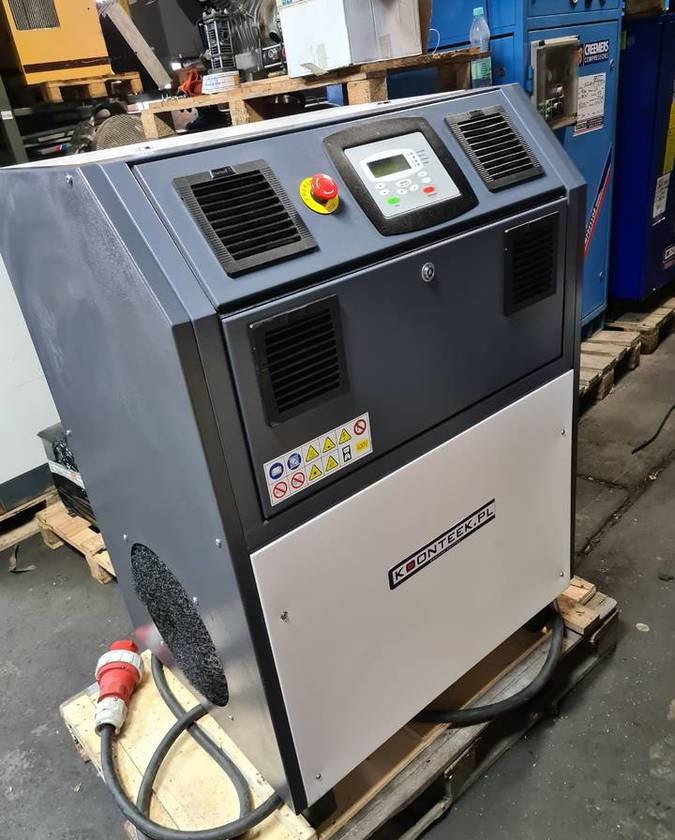 Kompresor śrubowy GARDNER DENVER KBV 18 18,5 kw, 2018r, Falownik - Air compressor: picture 1 Kompresor śrubowy GARDNER DENVER KBV 18 18,5 kw, 2018r, Falownik - Air compressor: picture 1