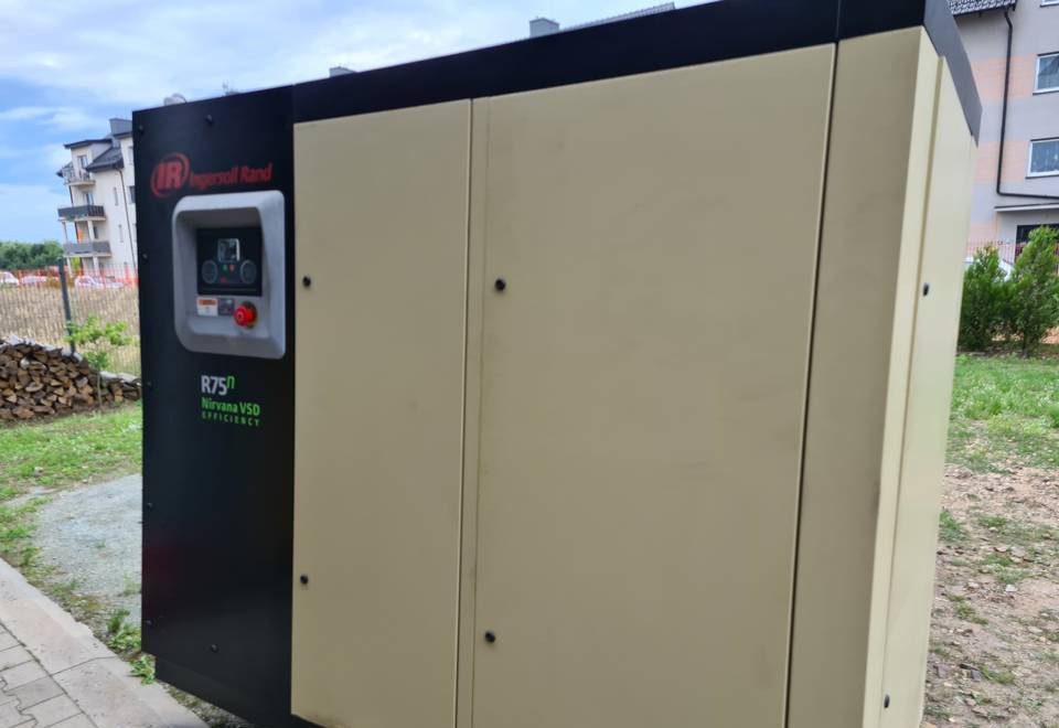 Kompresor śrubowy INGERSOLL RAND NIRVANA R75N - Air compressor: picture 3 Kompresor śrubowy INGERSOLL RAND NIRVANA R75N - Air compressor: picture 3