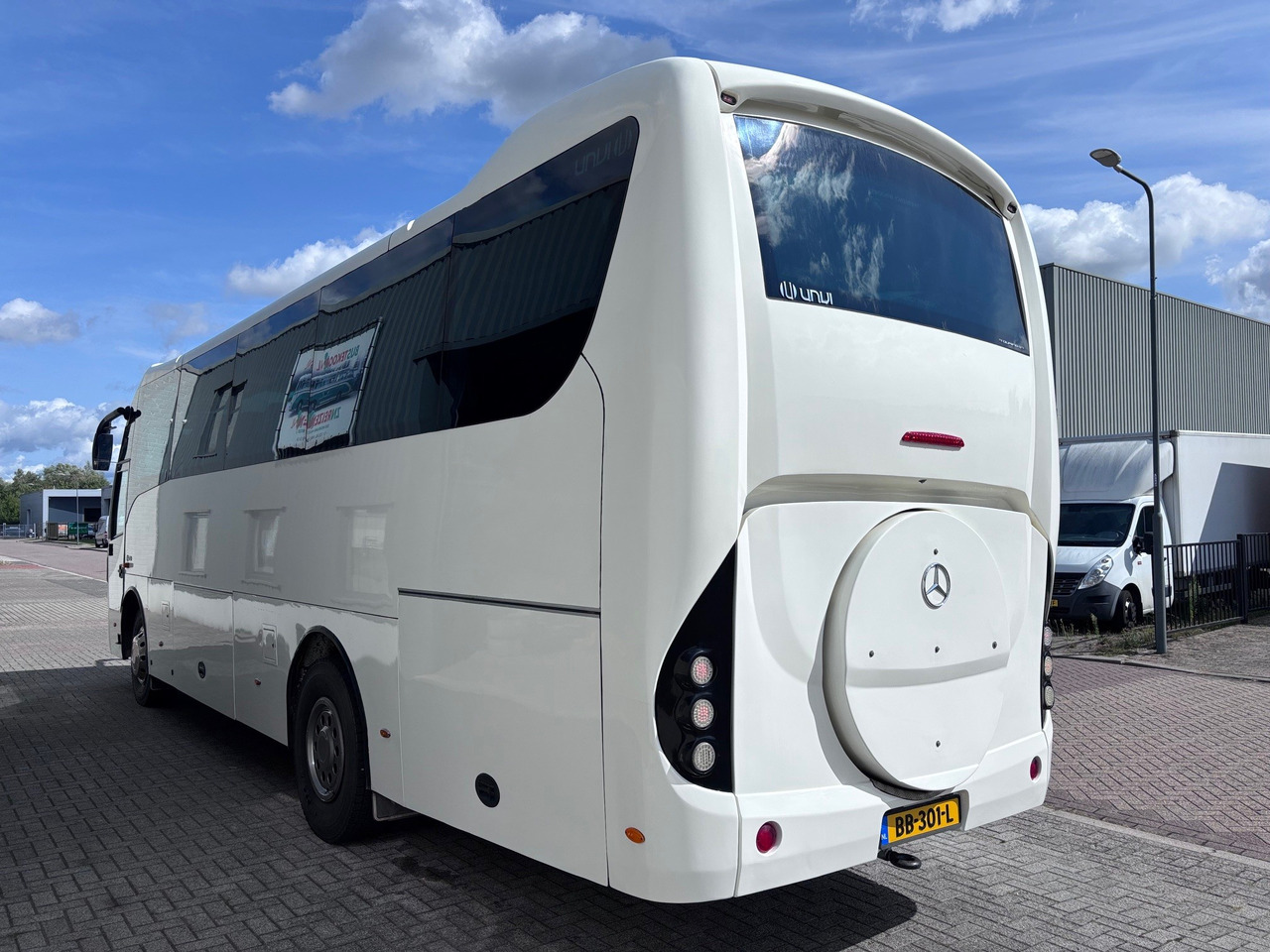 Mercedes ATEGO 1530 Touring GT / UNVI - Coach: picture 4 Mercedes ATEGO 1530 Touring GT / UNVI - Coach: picture 4