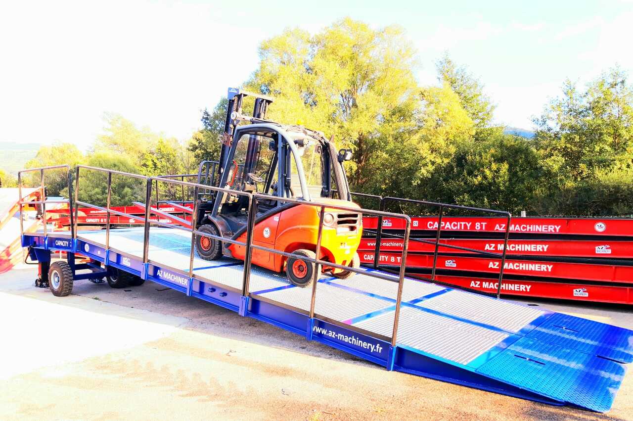 AZ RAMP KING VERSION, BIG FOOT 15 T mobile loading ramp - Loading ramp: picture 1 AZ RAMP KING VERSION, BIG FOOT 15 T mobile loading ramp - Loading ramp: picture 1