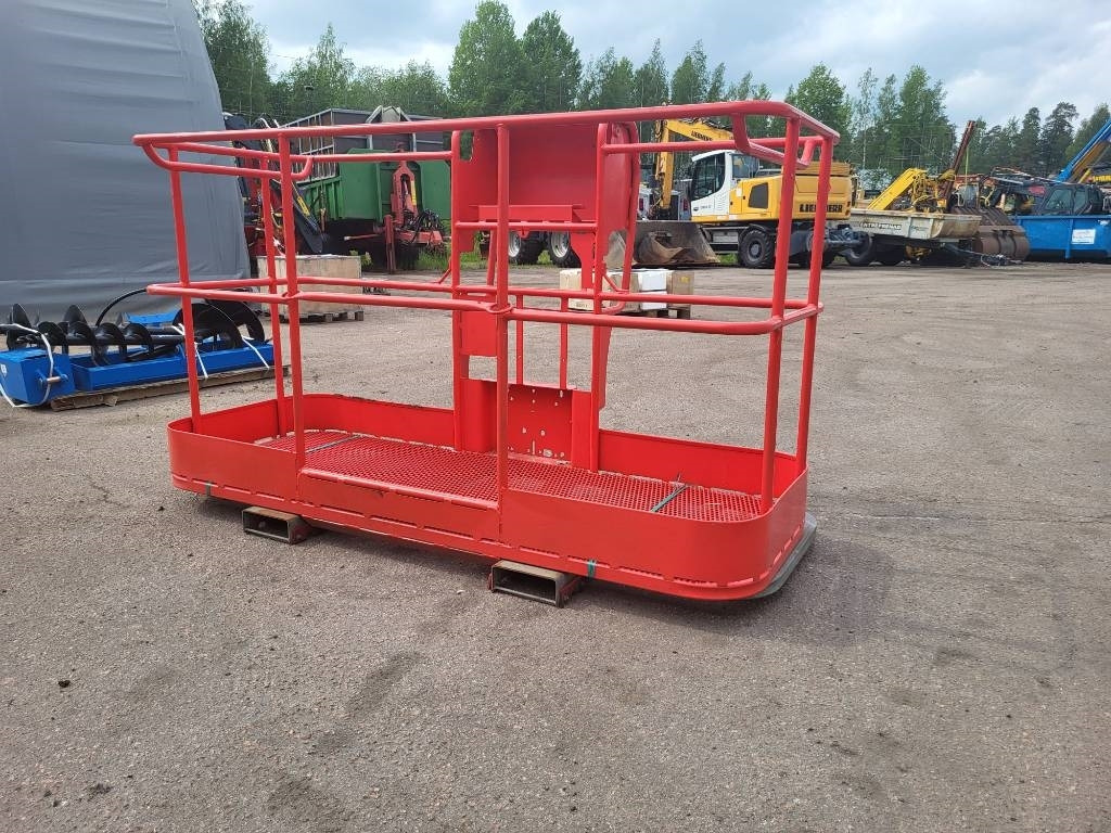 Manitou 200 ATJ kori - Vertical mast lift: picture 4 Manitou 200 ATJ kori - Vertical mast lift: picture 4