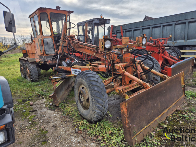 BGP-180 - Grader: picture 1 BGP-180 - Grader: picture 1